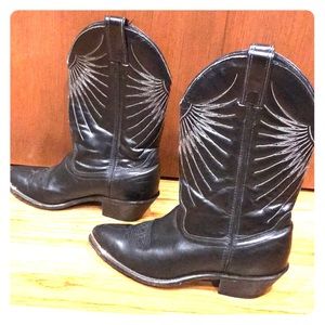 Laredo size 6.5 black boots
